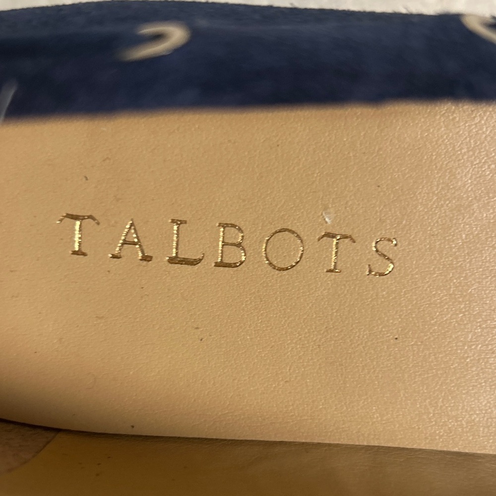 Talbots NWOT Navy Suede Tassel Loafers with Scalloped Trim size 8.5 - Picture 4 of 7